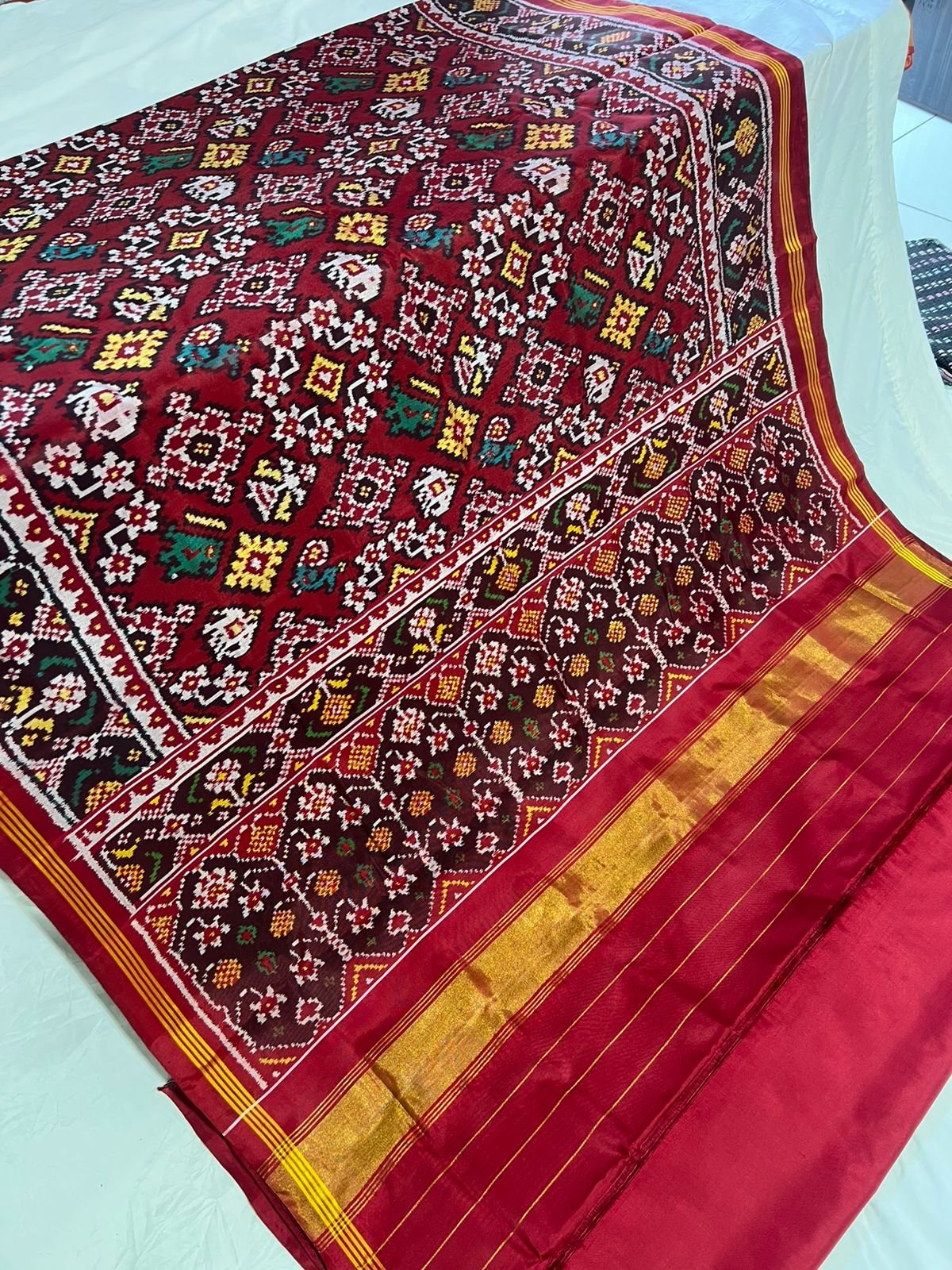 Patan singalekkt sarees